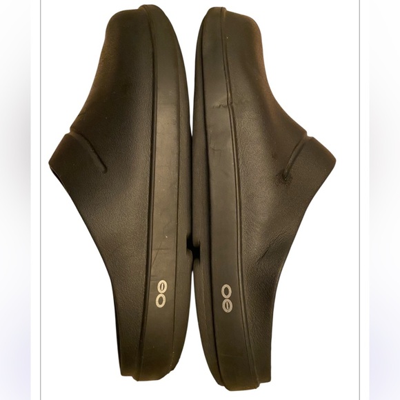OOFOS OOcloog Unisex Clogs Sz M13/W15 Black Round Toe Casual Slip-On Shoes - Picture 2 of 6